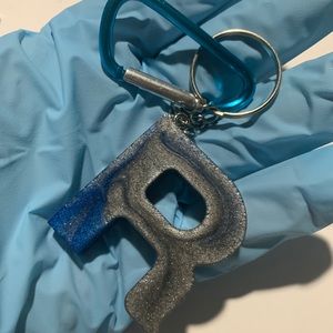 Keychain letter